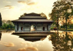 Exploring Srinagar – Gardens, Lakes, and Culture